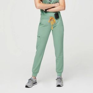 Zamora joggers in Jade